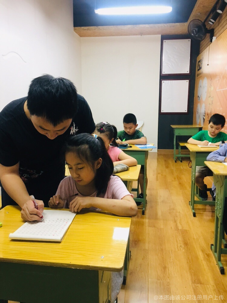 成都仁北教育咨詢 專業服務如何改變教育選擇
